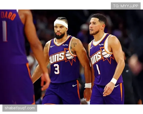 对比上季，布克挡拆对手换防制造三分威胁